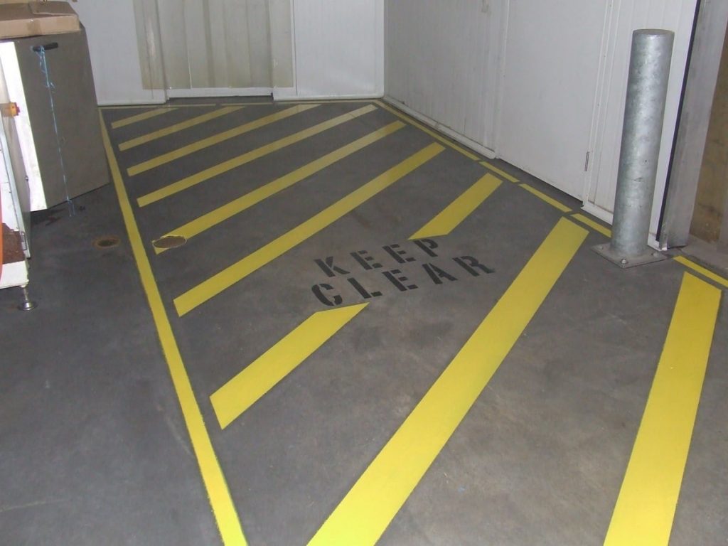 line- safety line loading dock 2